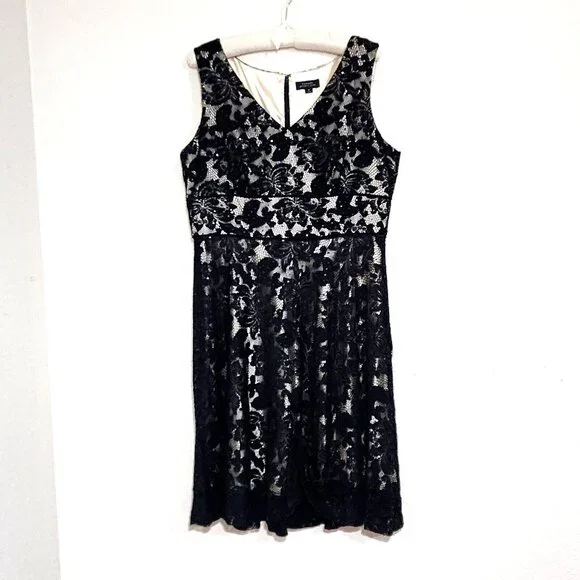 green emerald velvet dress Lace Applique Chiffon Halter Gown Black / 8 main image 0